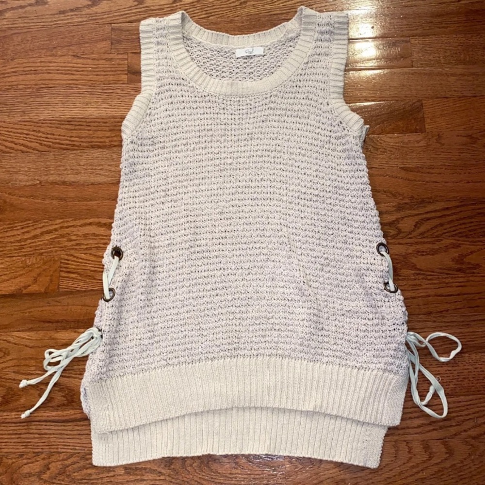 Sleeveless Sweater Top [SOLD]